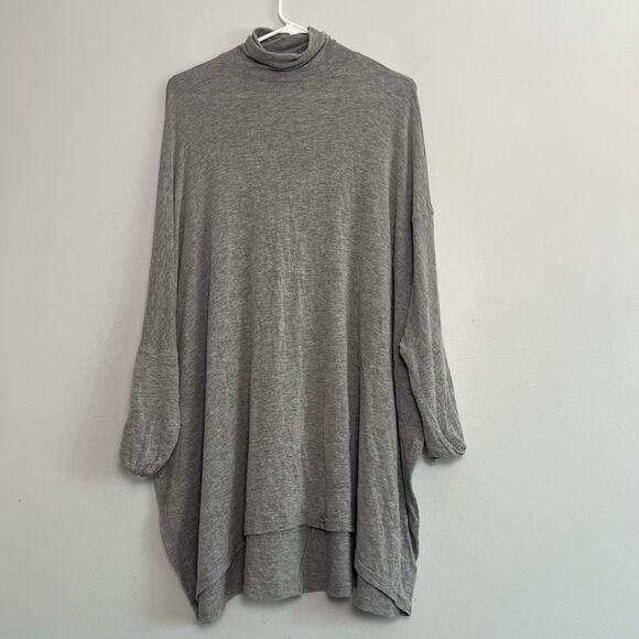 We the Free People Top Womens Sz M Oversized Gray Turtleneck Tunic Dolman Wool - Picture 4 of 14